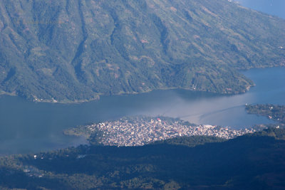 Vista de Santiago Atitlan Desde la Cumbre