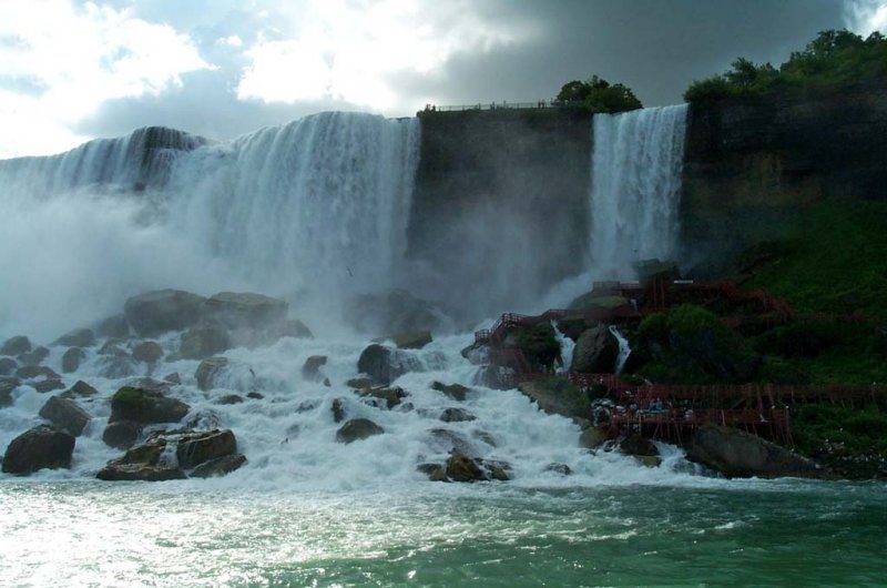 CAVE OF THE WINDS