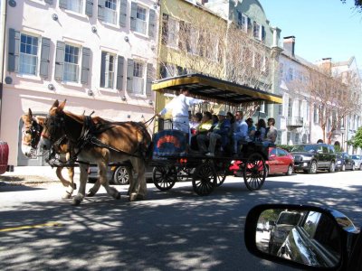 TOURING CHARLESTON