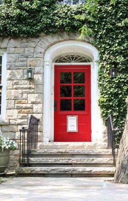 RED DOOR