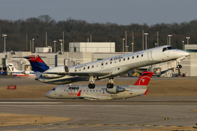 Delta Connection N562RP
