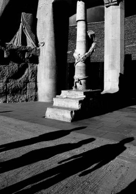 007Witnessing, La Sagrada Familia, Barcelona, Spain.jpg