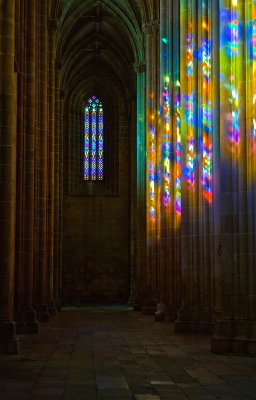 092God is Light, Batalha, Portugal.jpg