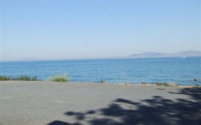 Walking around the island3