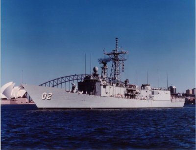 HMAS Canberra arrives in Sydney