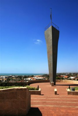 Geraldton Jan 09 HMAS Sydney memorial (8).JPG