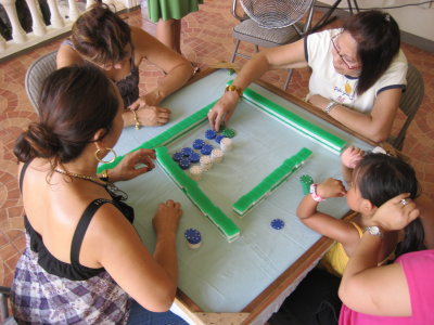 Family playing magong