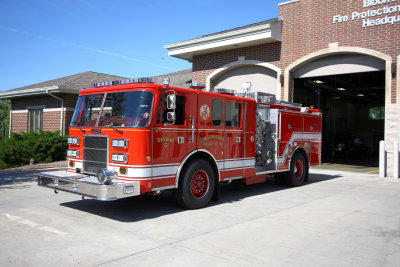 BloomingdaleIL Engine 5 Sits Outside 7-1-10 432 PM 1.JPG