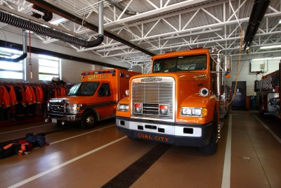 Coal CityIL Ambulance Pump Truck 45 7-2-10 301 PM.JPG