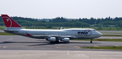 NWA 400 In Narita