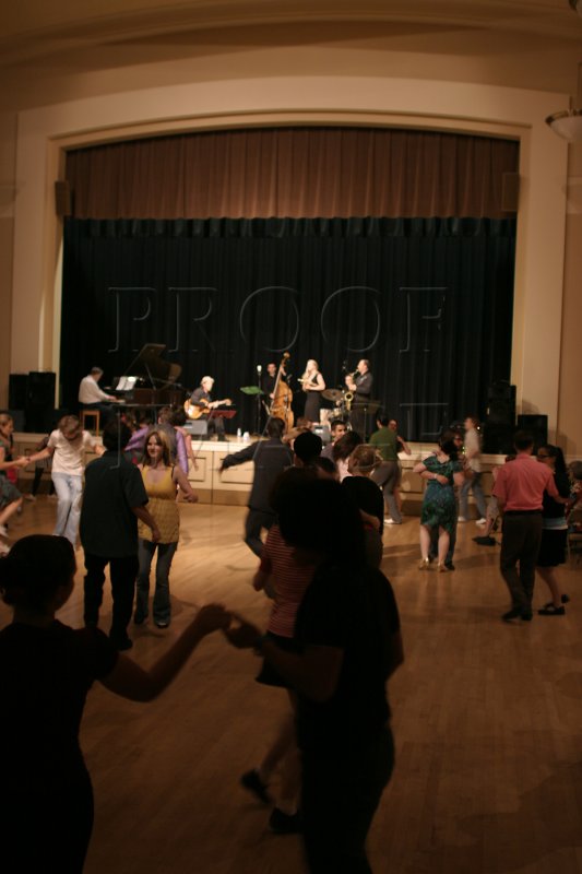 CJ09.726.jpg