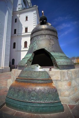 Broken bell - Kremlin