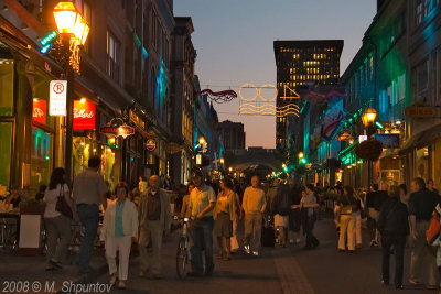 Crowds on Rue St-Jean at Night