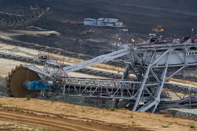 Very big machinery in the mine