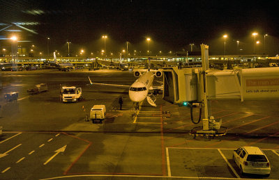 A Lufthansa CRJ900 ready at the gate to bring us to Mnich.