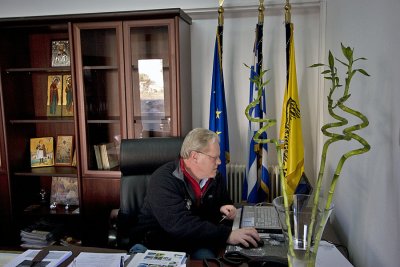 Dick is using the mayor's office to check some mail