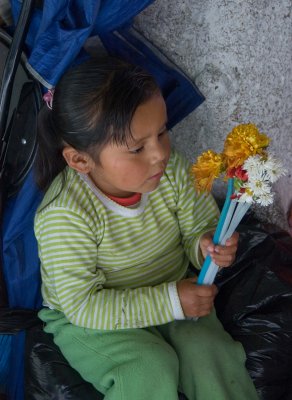 Girl with Flowers in Guanajuato