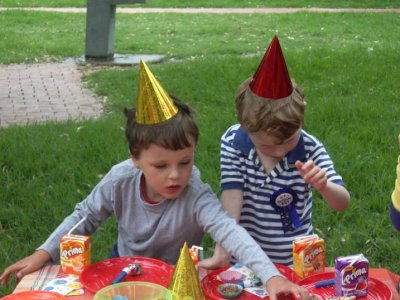 Zac 5th birthday 3.JPG