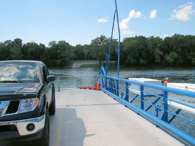 White's Ferry towards Virginia Shore