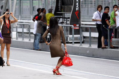 Strike a pose on the tracks