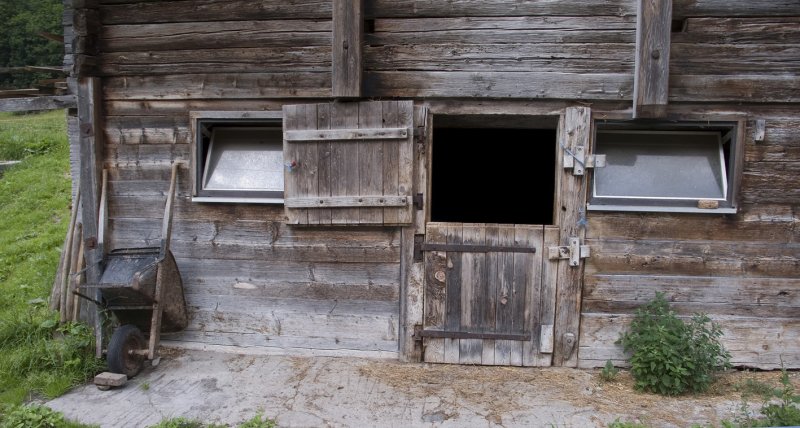 Swiss barns 1