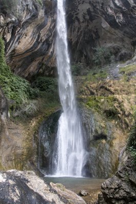 Gorge du Loup waterfall closer