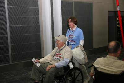 45HonorFlight20090929.jpg