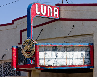 Luna Theater US84, US 67 Clayton, NM