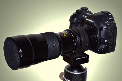 Vivitar Series 1 90-180/4.5 FlatField Macro zoom lens