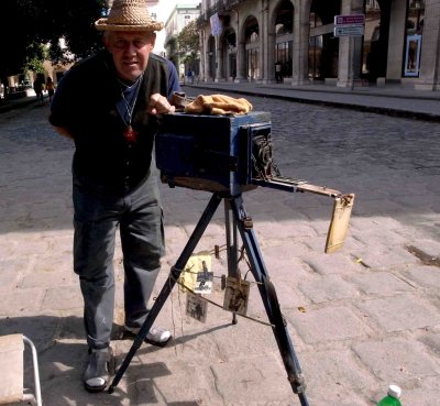 The old photographer on the street