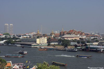The grand palace as seen from Wat Arun