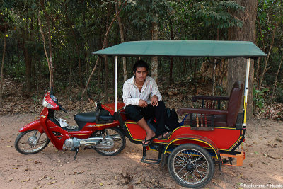 Tonh, the tuk tuk driver