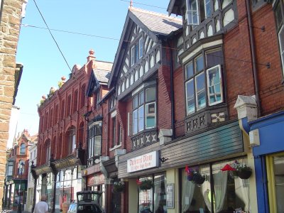 Peel town centre.JPG