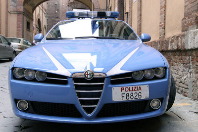 A nice ride for the polizia - Siena