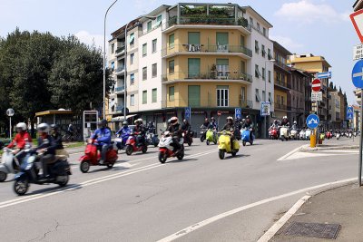 Vespa club of Arezzo - there must have been 200-300!