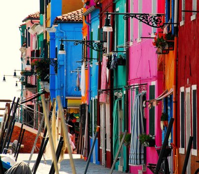 Burano island: Canals, Bridges and colorful Houses