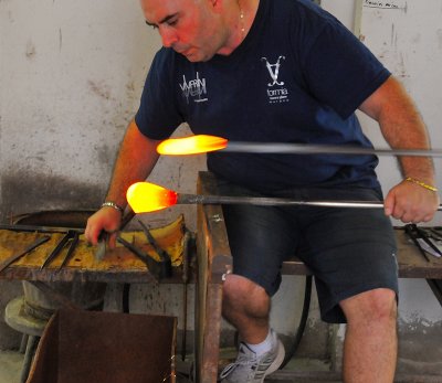 The Masters of Glass at work!