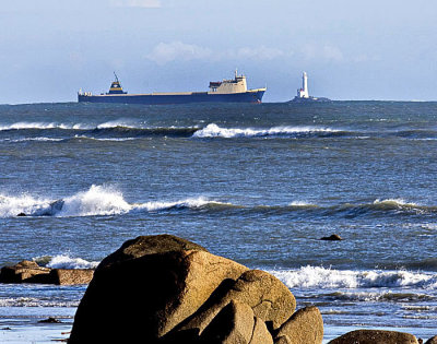 ship at tuskar rock lighthouse