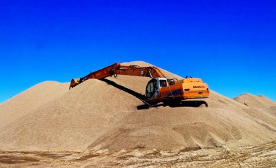 digger on gravel .jpg