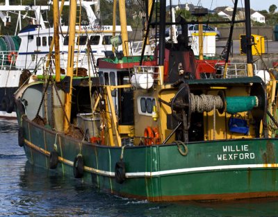 trawler returning to port.jpg