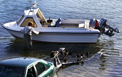 launching boat .jpg