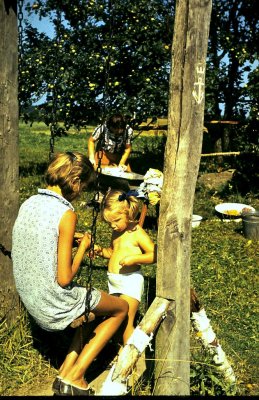 1975-4.jpg