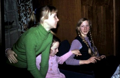 1975-13.jpg
