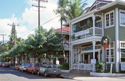 7-15 Typical Street in Lahaina