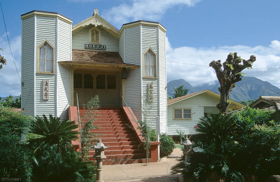 7-28 A Temple in Lahaina