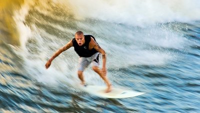 August Surfer #6