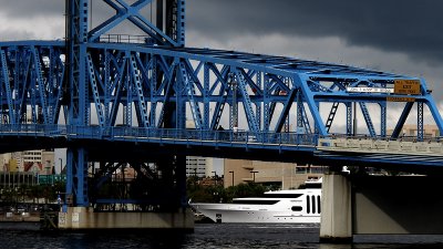 Yacht Downtown