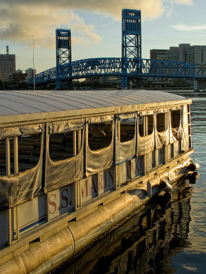 River Taxi at Dawn