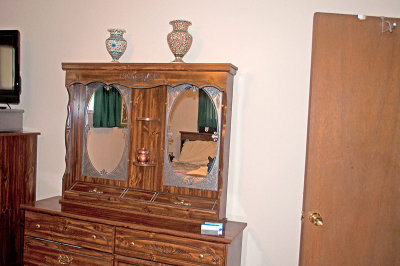 Dresser - Katayah Vases