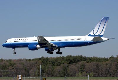 United Airlines Boeing 757-222